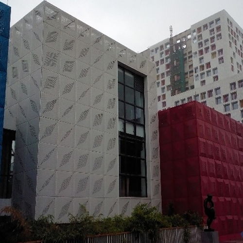 鋁騰 直銷(xiāo)外墻裝飾材料定制鋁單板，重塑建筑美學(xué)新標(biāo)桿